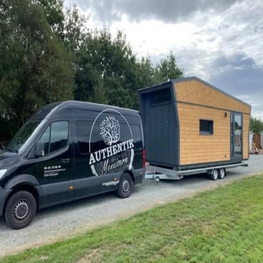 Instagram post from authentik_menuiseries. This post is in position 1.