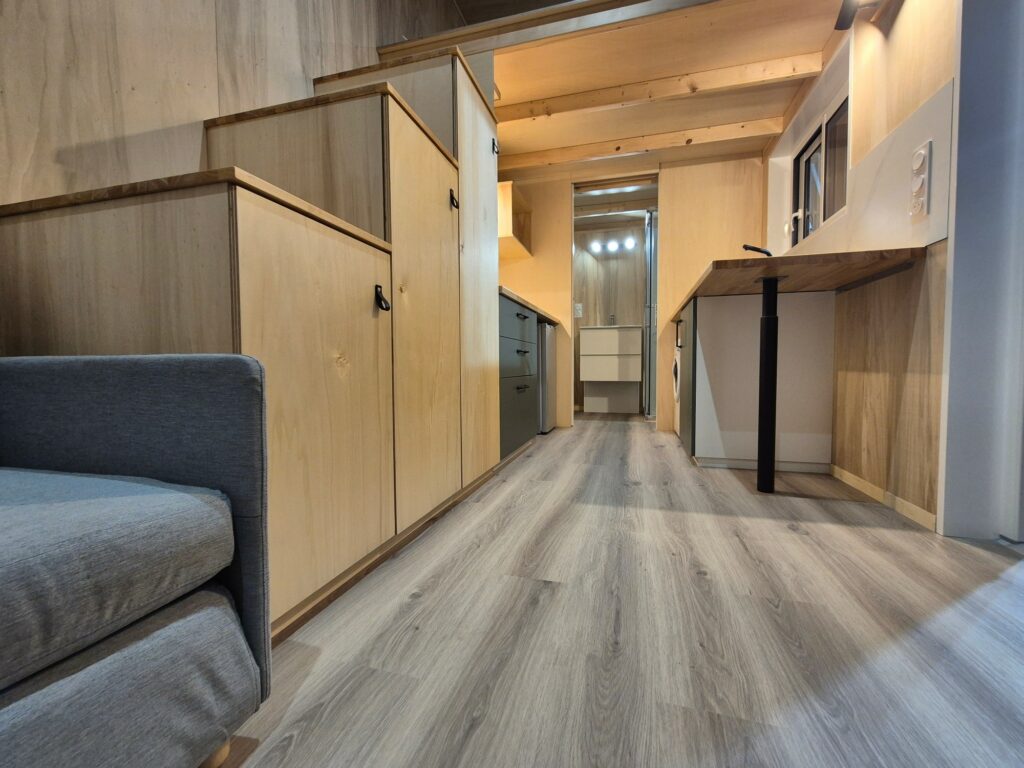 Instagram post from authentik_menuiseries. This post is in position 0.